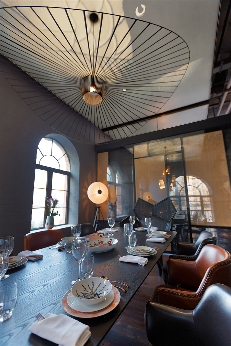 湖州现代风格西餐厅设计装修效果图