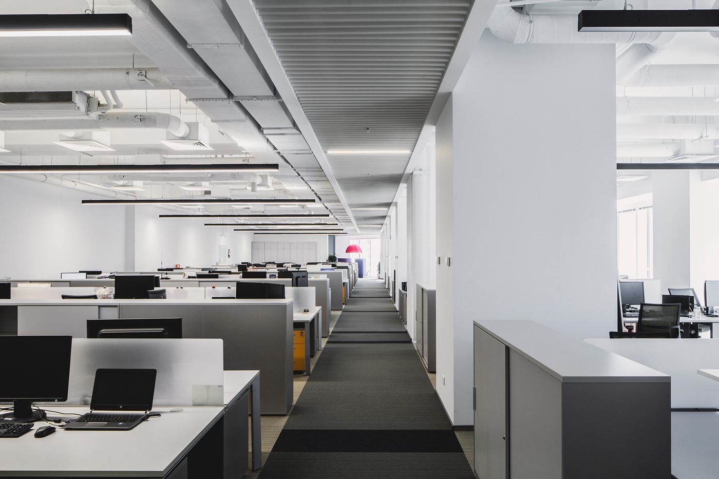 衡阳后现代风格办公室设计装修效果图