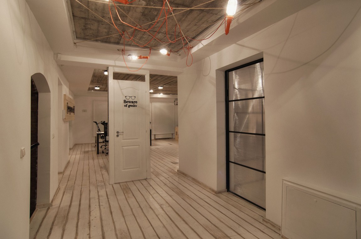 重庆现代风格办公室设计装修效果图