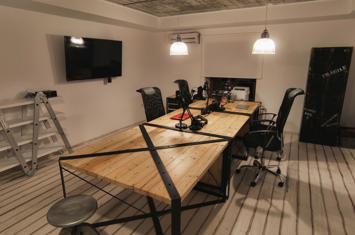 重庆现代风格办公室设计装修效果图