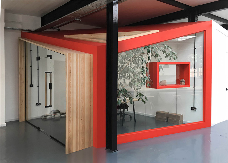 广州后现代风格办公室设计装修效果图