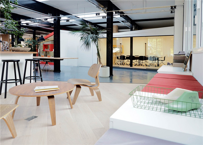 广州后现代风格办公室设计装修效果图