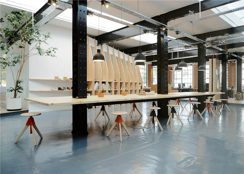 广州后现代风格办公室设计装修效果图