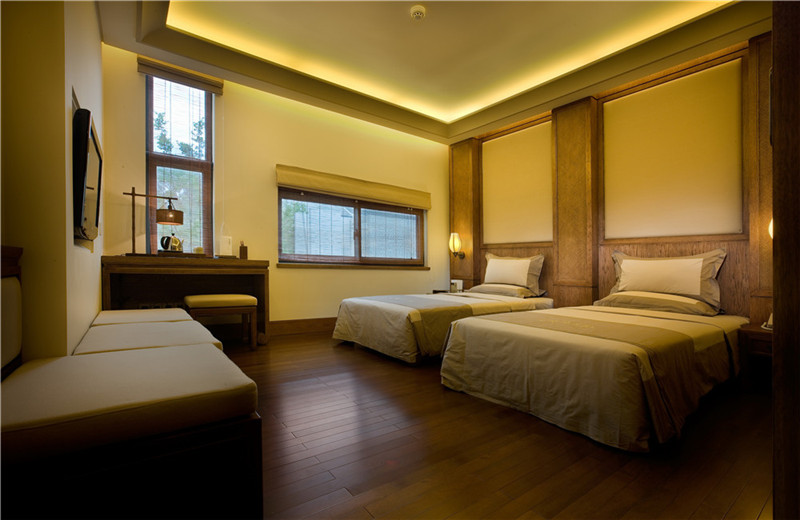 廊坊现代风格假日酒店设计装修效果图