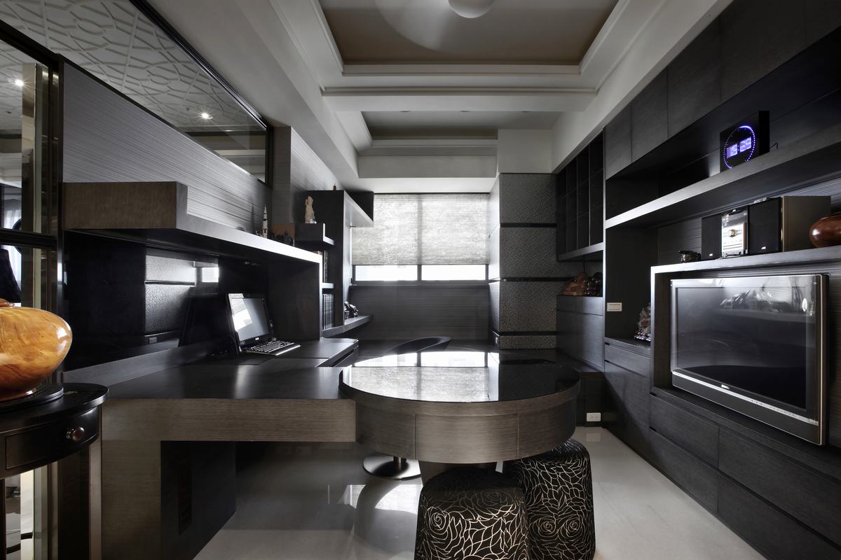 黄石花上园小区119平米古典风格设计卧室装修效果图