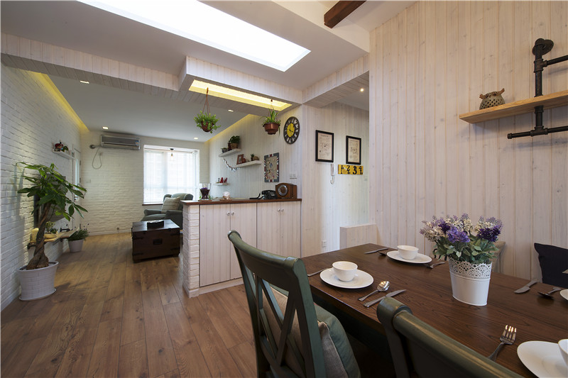 重庆招商江湾城田园风格88平米设计装修效果图