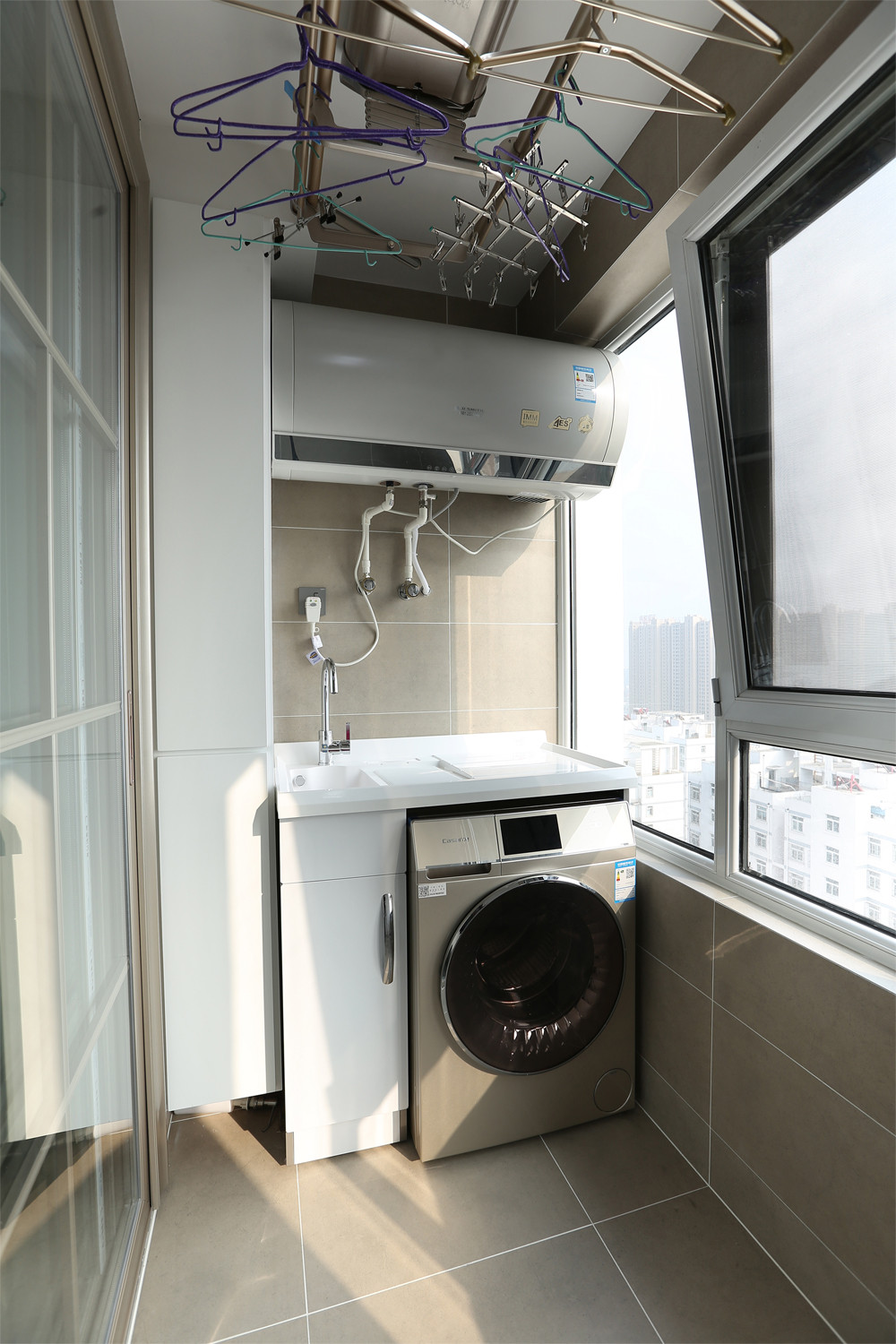 现代简约风格设计昆明鑫都韵城98平米装修效果图