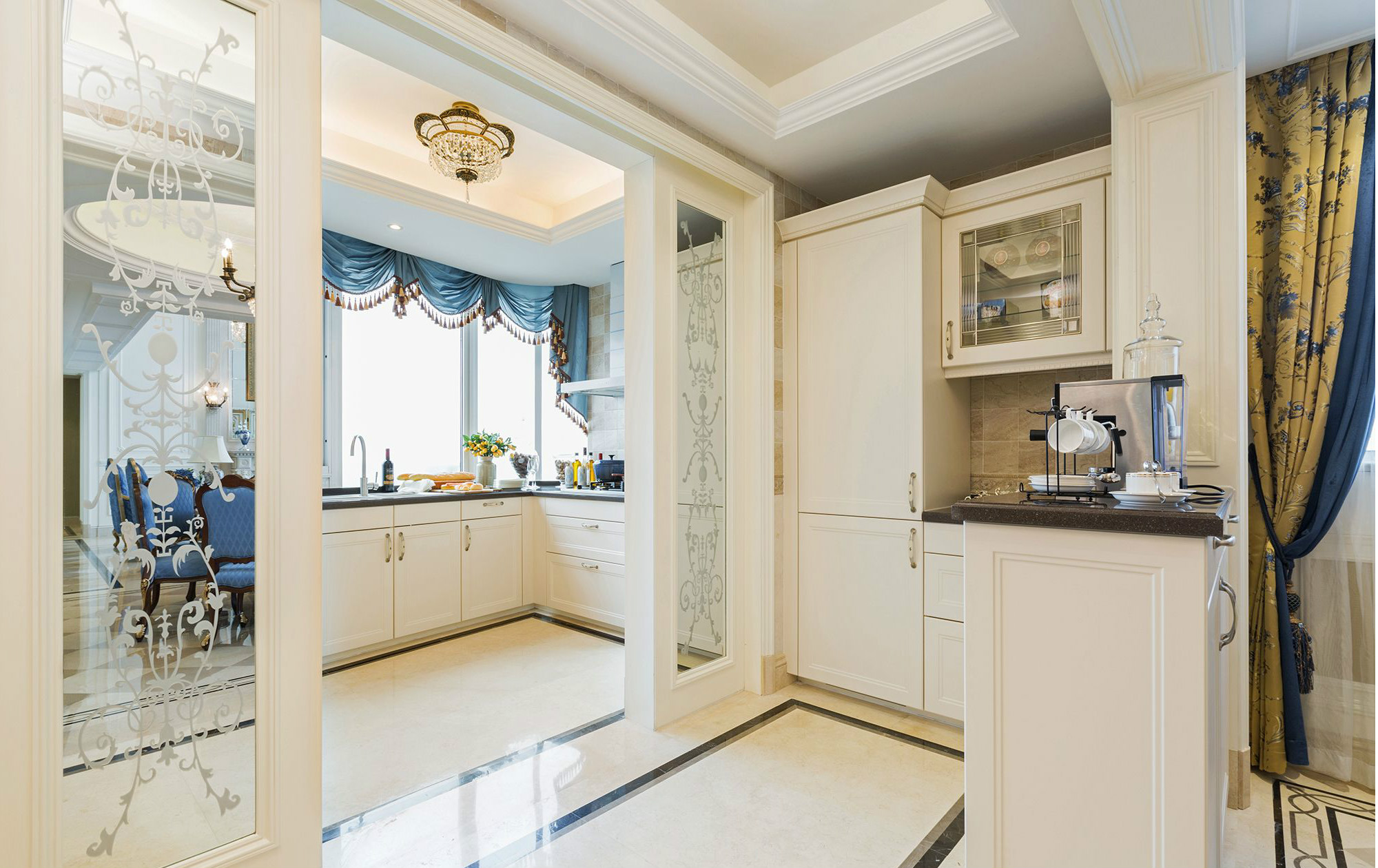 北欧风格设计4平方厨房装修效果图