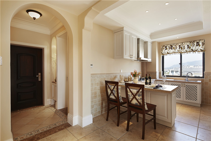 美式风格15平米餐厅厨房好看设计效果图