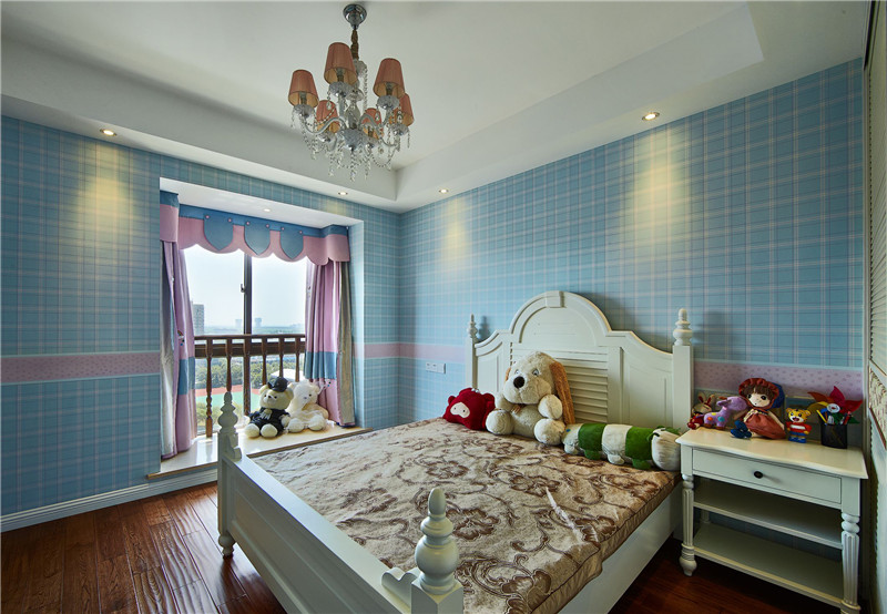 美式复古风格昆明七彩之门154平米装修效果图