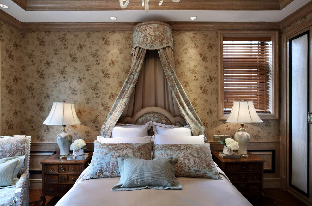 法式浪漫卧室装修效果图