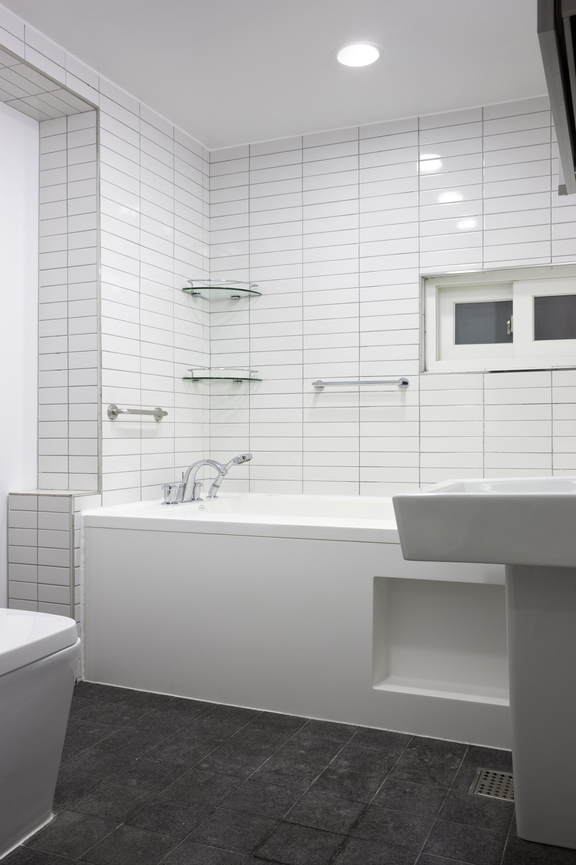 现代风格设计118平米loft装修效果图