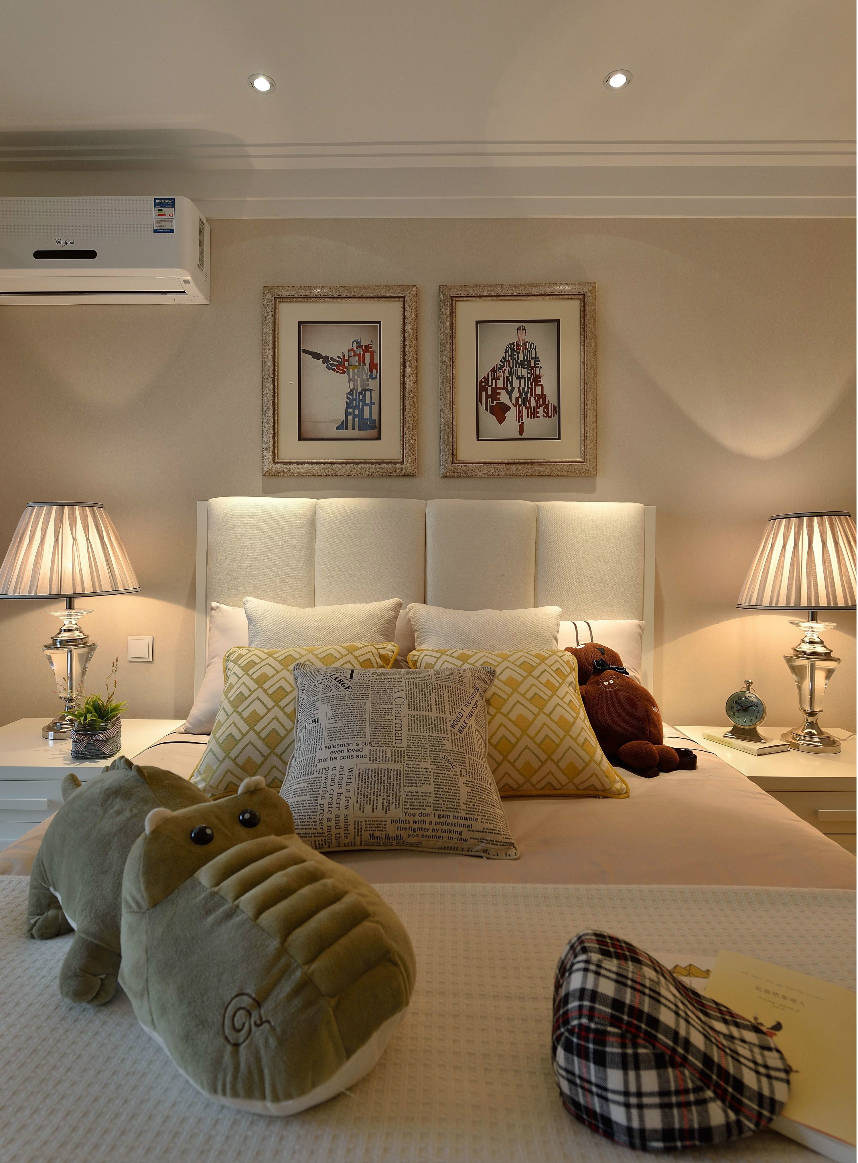 新房卧室欧式风格设计效果图