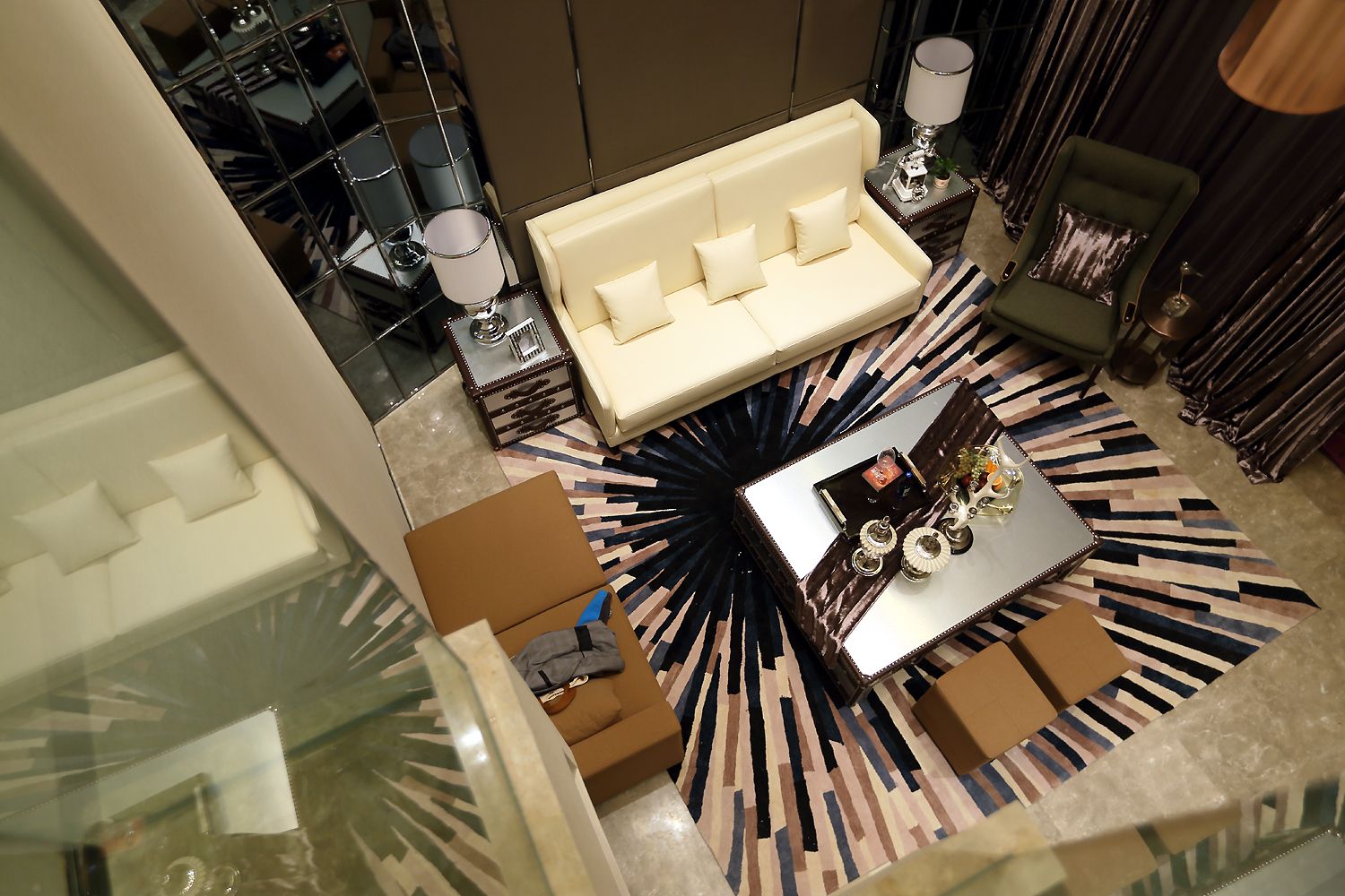 简欧风格设计深圳华策中心城150平米跃层装修效果图