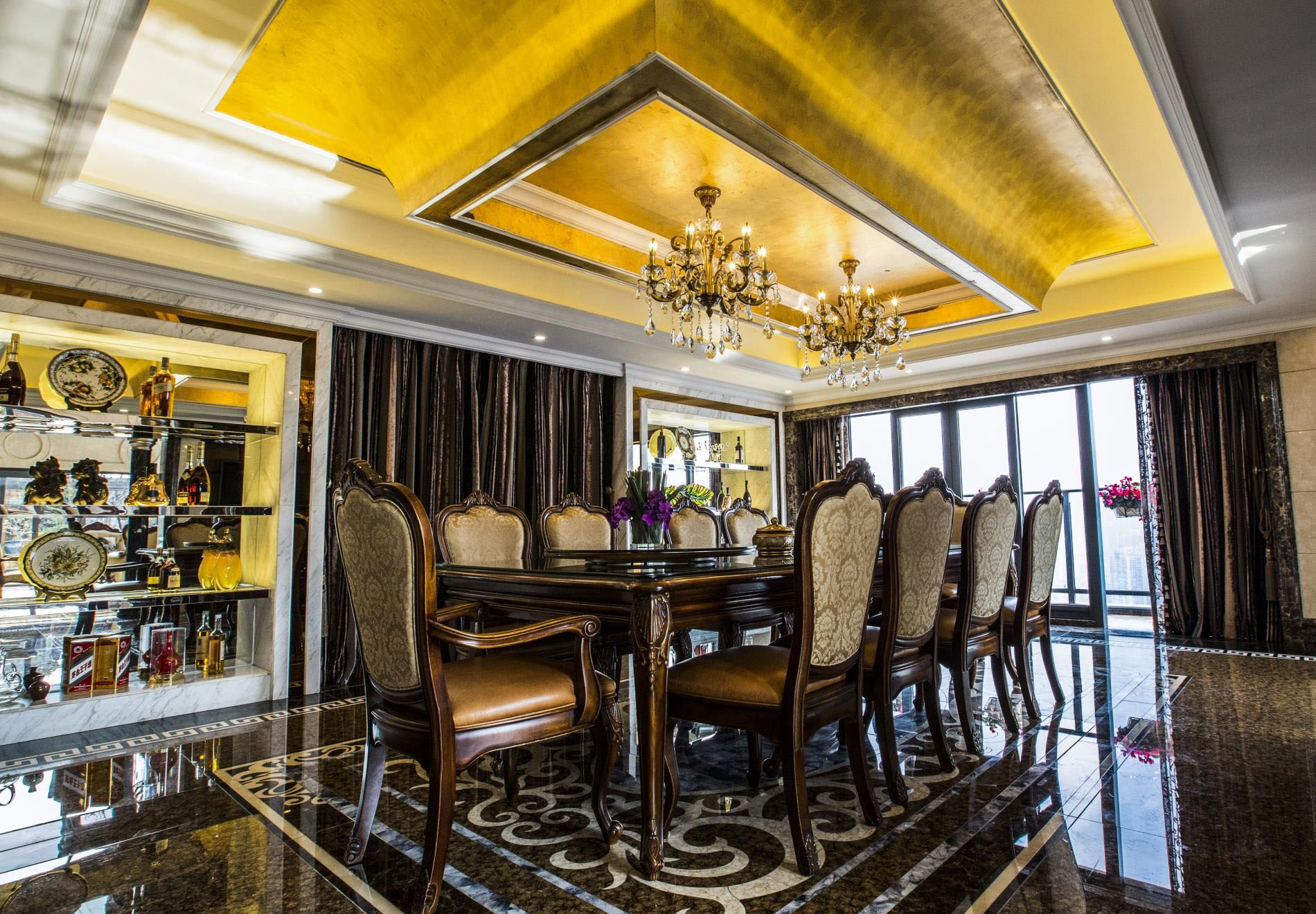 欧式风格设计义乌涌金广场250平米别墅装修效果图