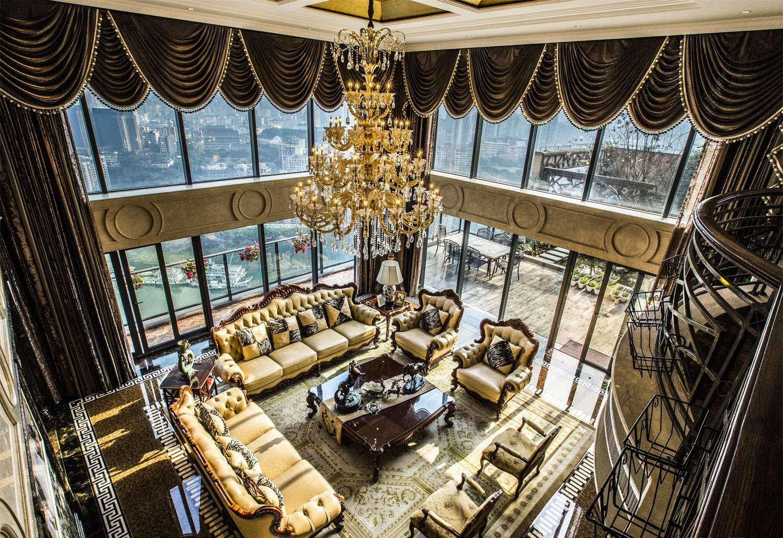 欧式风格设计义乌涌金广场250平米别墅装修效果图