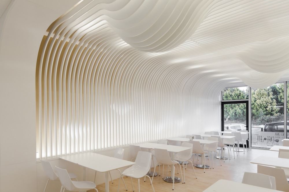 现代风格设计重庆400平米烘焙甜品店装修效果图