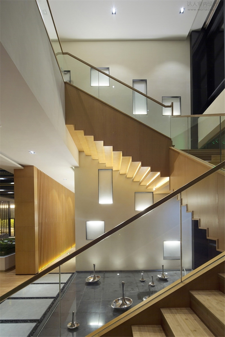 中式风格设计室内楼梯踏步装修效果图