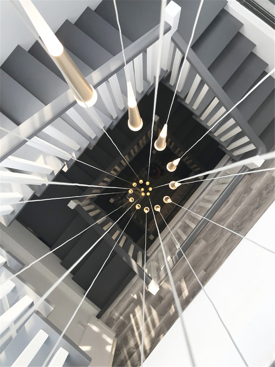 简约风格设计室内楼梯踏步装修效果图