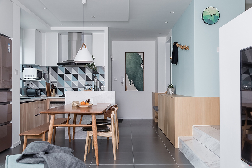 现代风格设计成都信和御龙山89平米loft公寓装修效果图