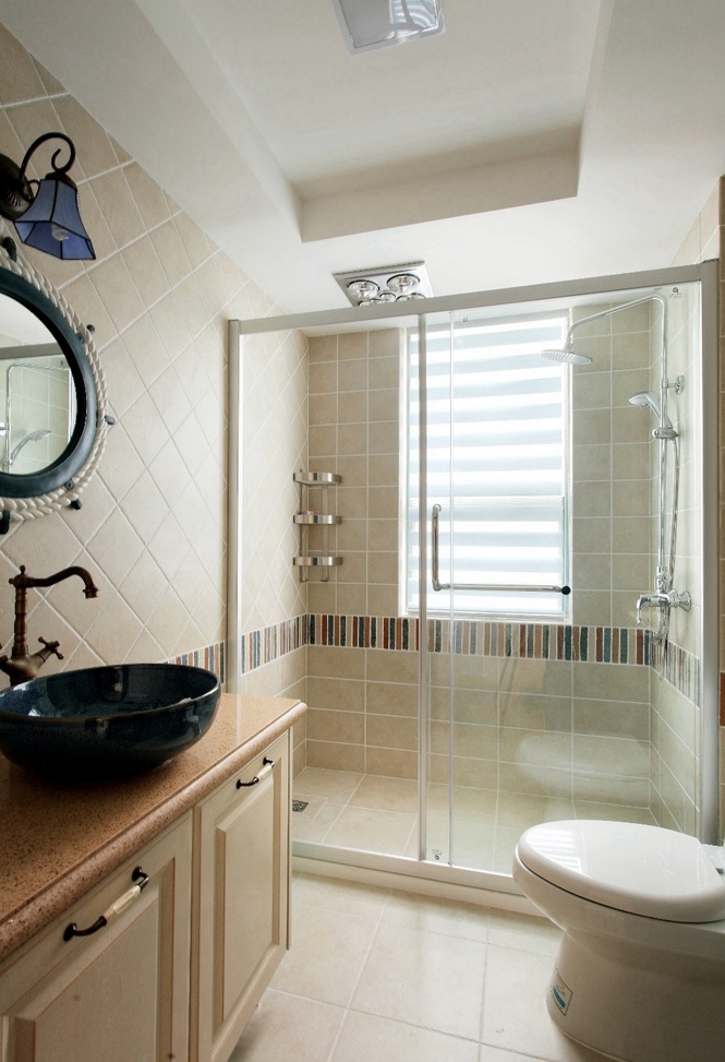 8平米小型酒店卫生间装修效果图