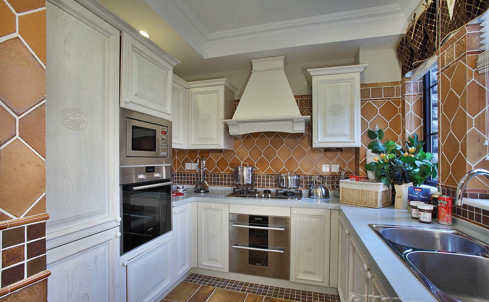 地中海装修设计效果图 122平米三室装修样板间万里星河花园小区