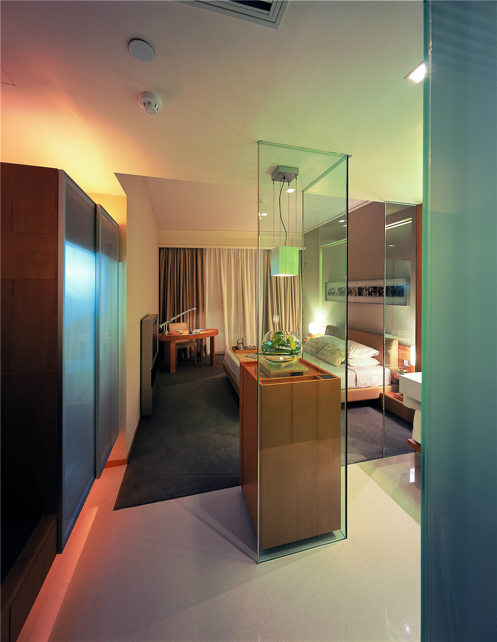 主卧室装修效果图 112平米房子装修图片  两室锦绣城市之光样板间