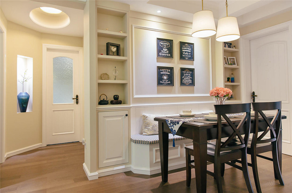 客餐厅一体装修效果图现代简约 厨房有柱子的装修图片