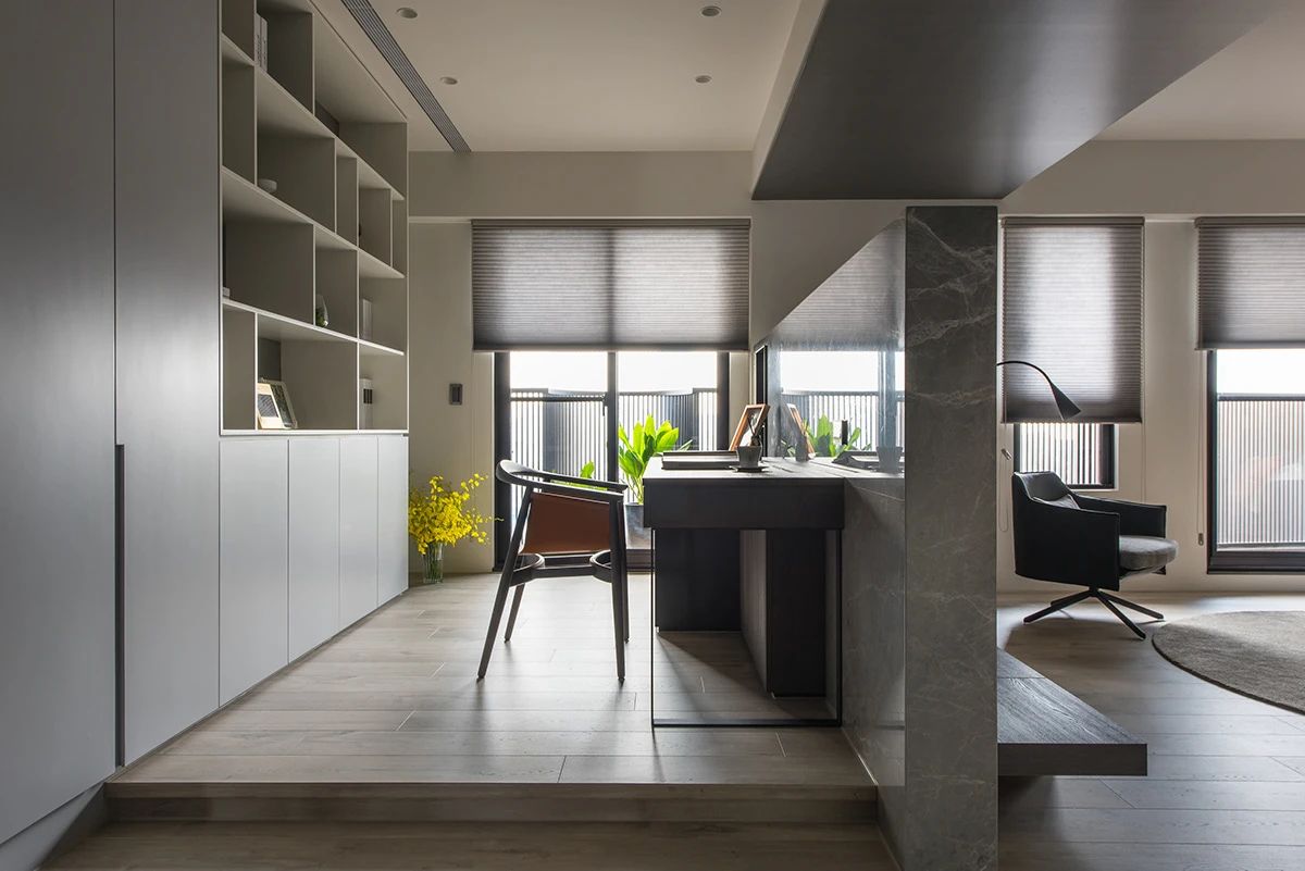 125平现代台式风三居装修效果图