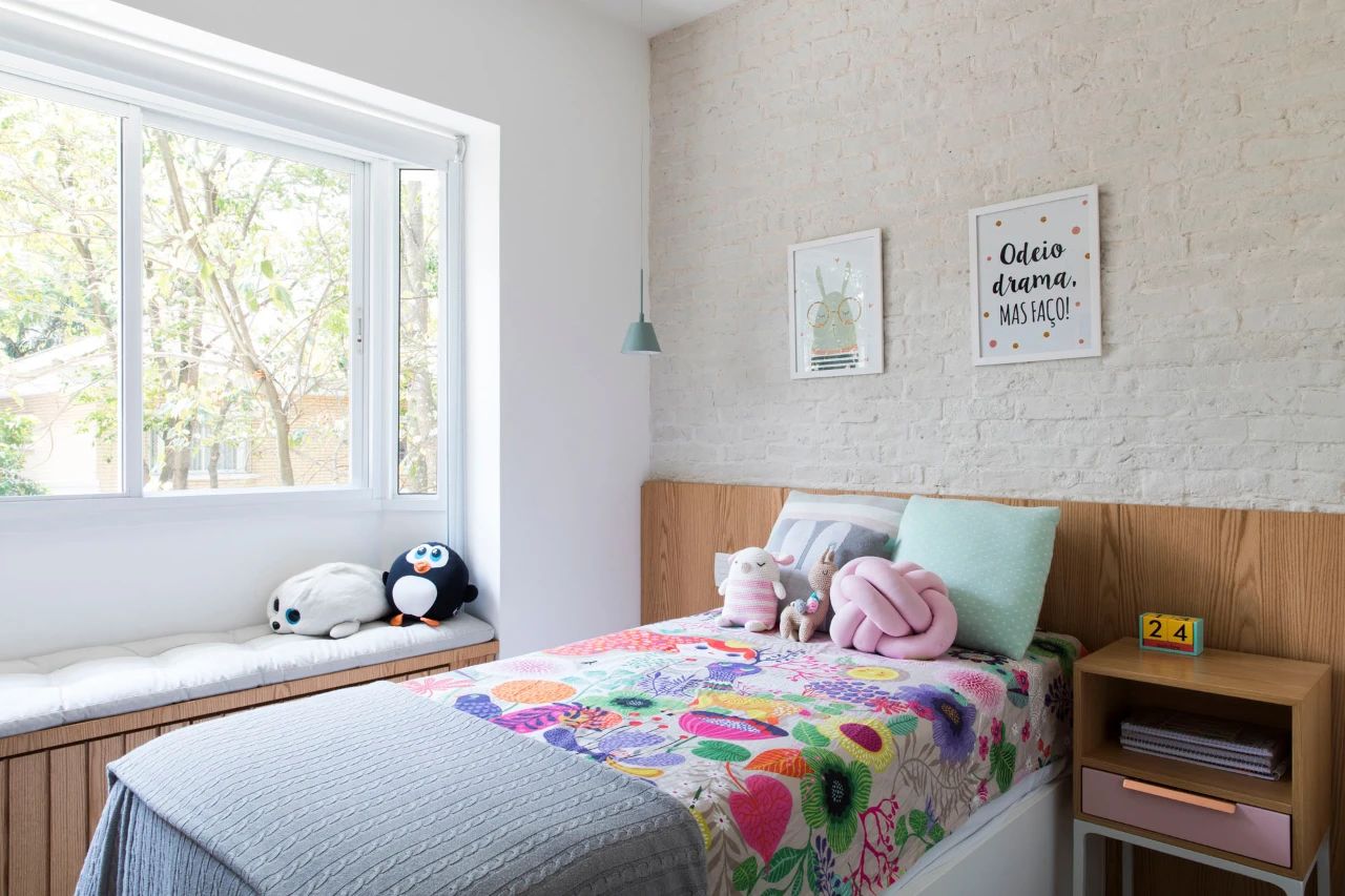 １６１平简约风别墅装修效果图