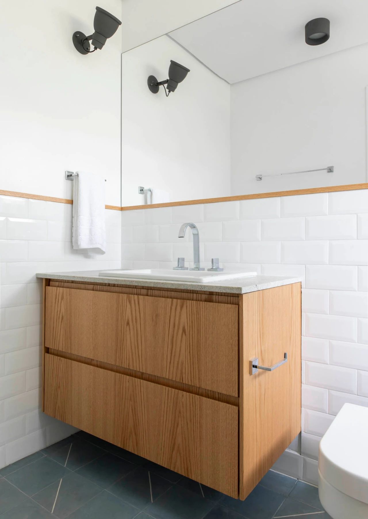 １６１平简约风别墅装修效果图