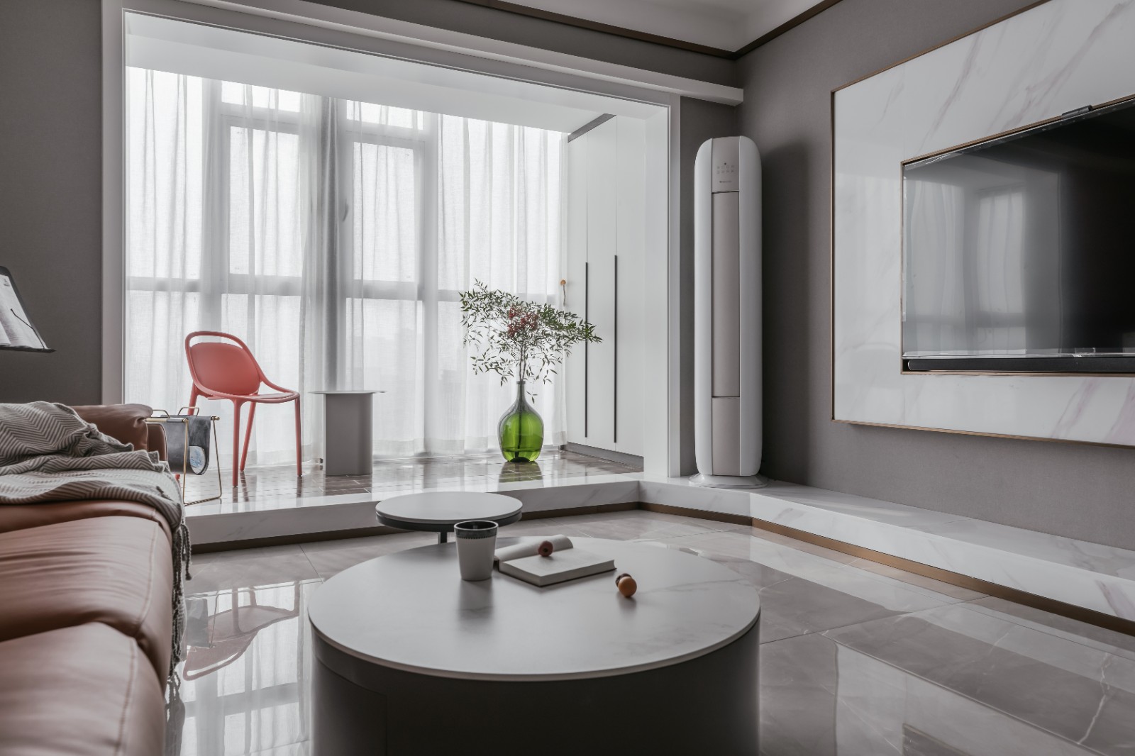  95平现代简约复式装修效果图