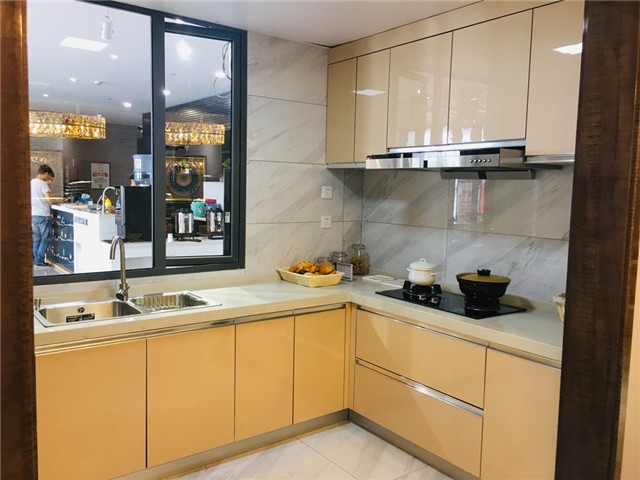 62平现代轻奢风格装修