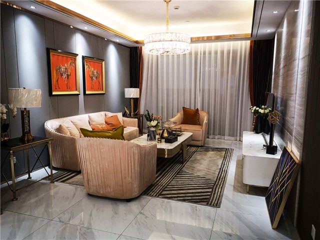 62平现代轻奢风格装修