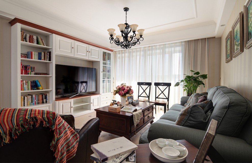 130平美式三居效果案例