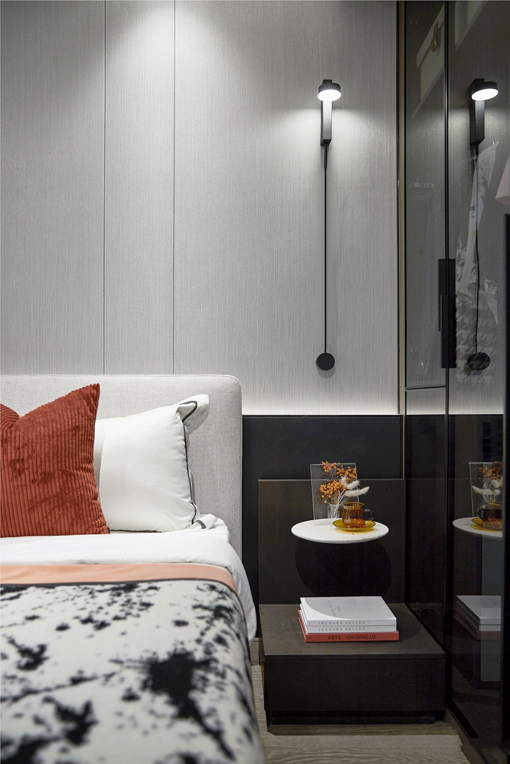 126平三居室现代简约装修案例