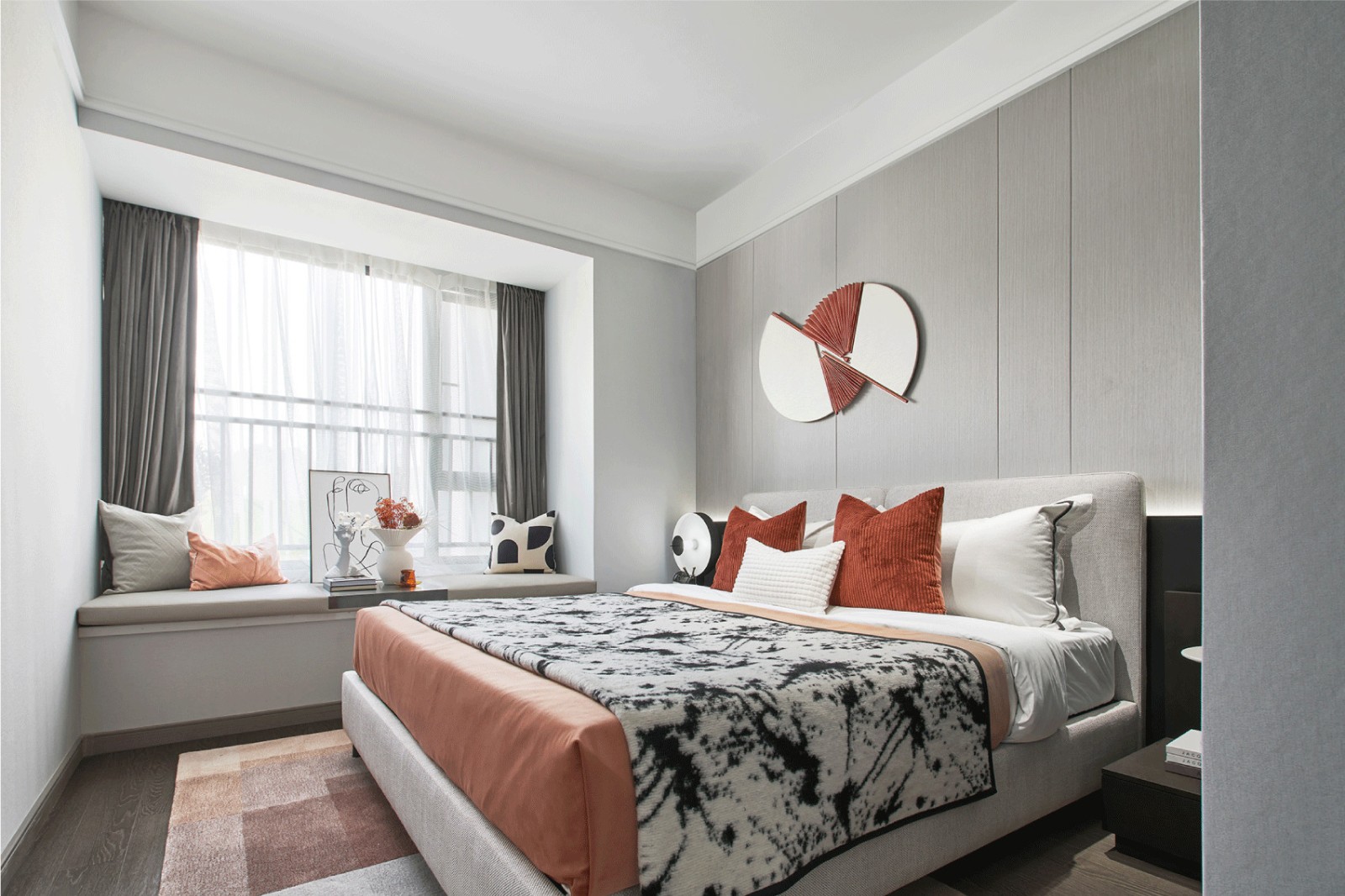 126平三居室现代简约装修案例