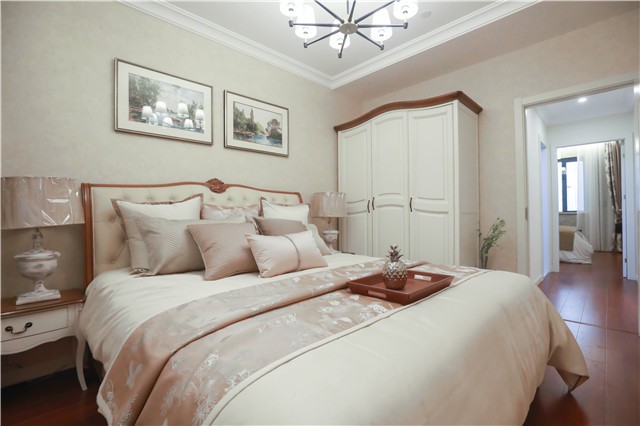 76平欧式轻奢装修效果图