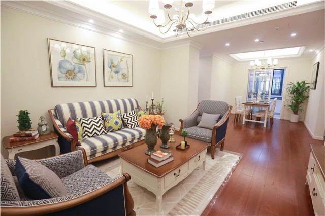 76平欧式轻奢装修效果图