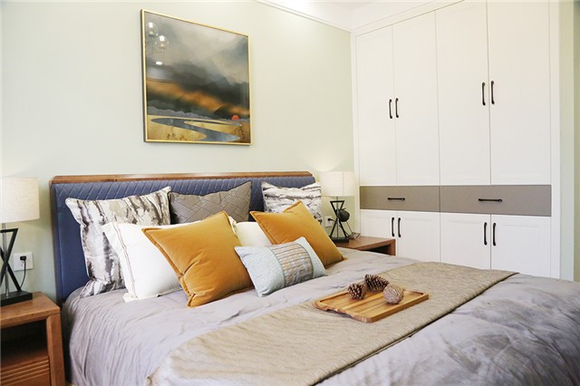 80平现代风格装修效果 