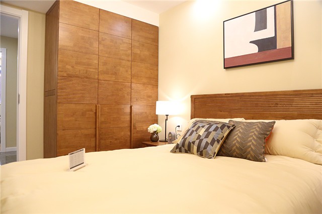 80平现代风格装修效果 