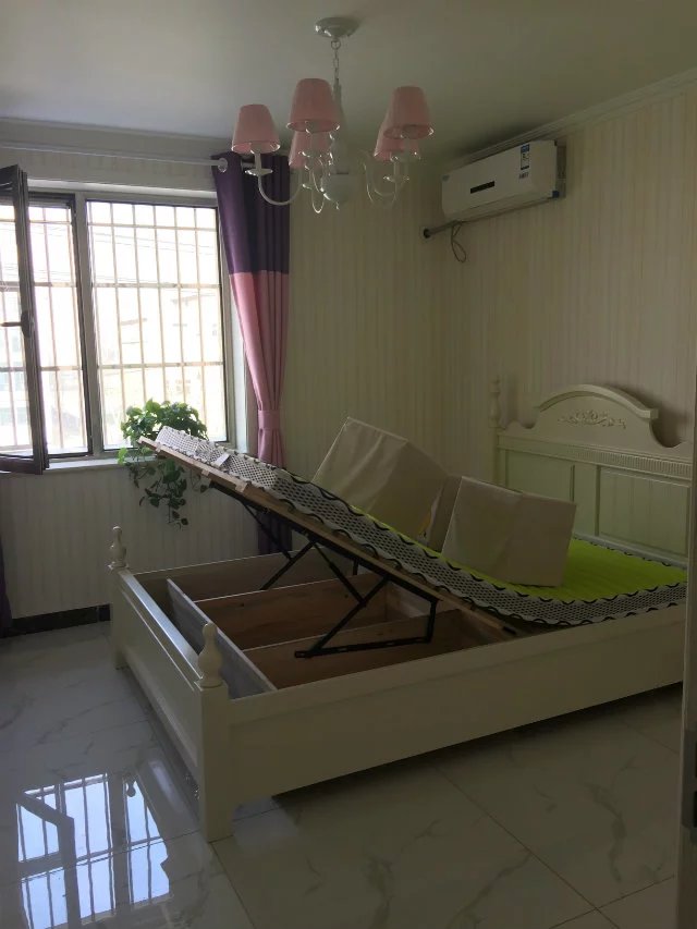 北京龙华园阁楼180平米