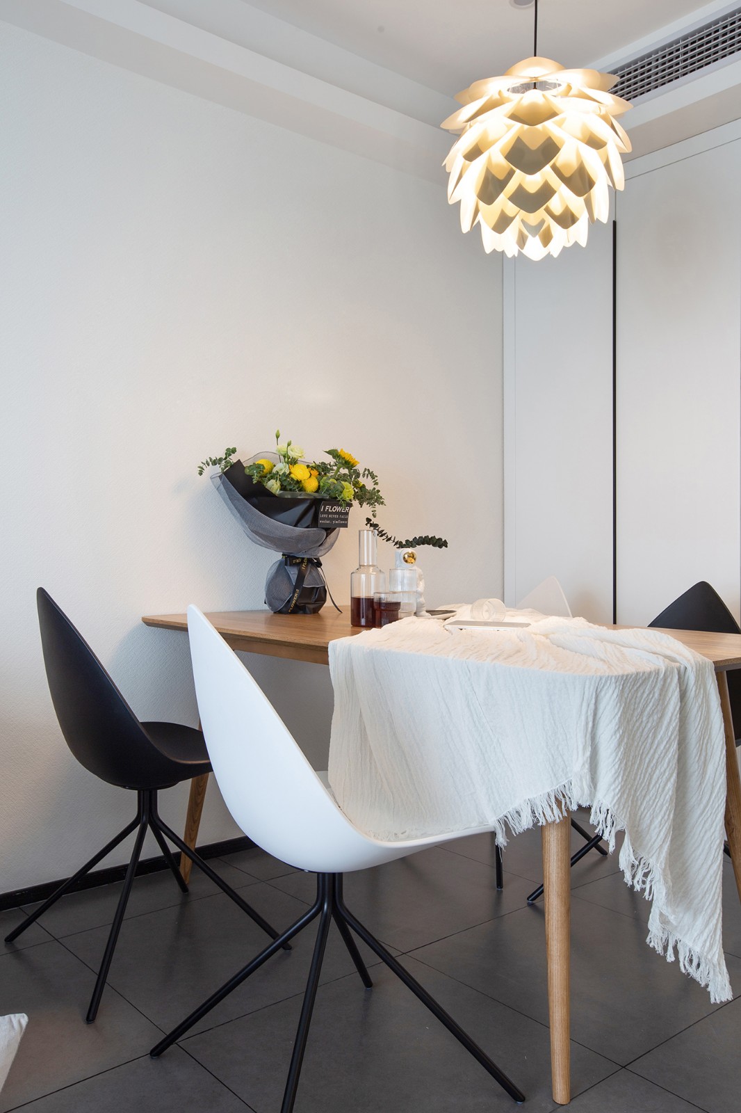 89平现代风格装修效果