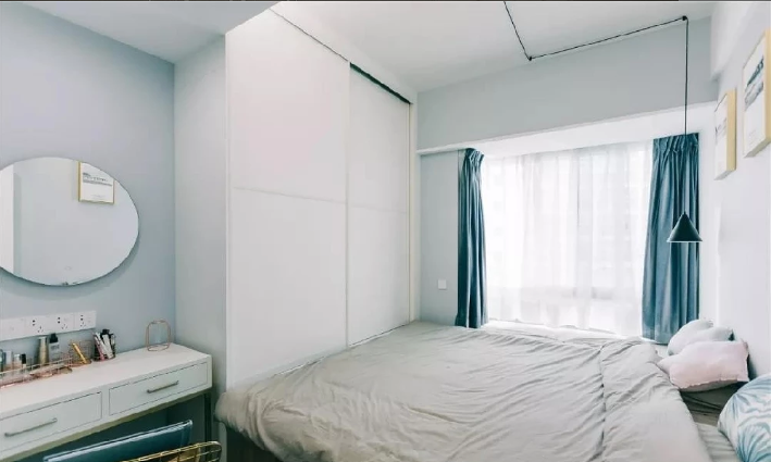 精致自由、低调内敛的混搭风