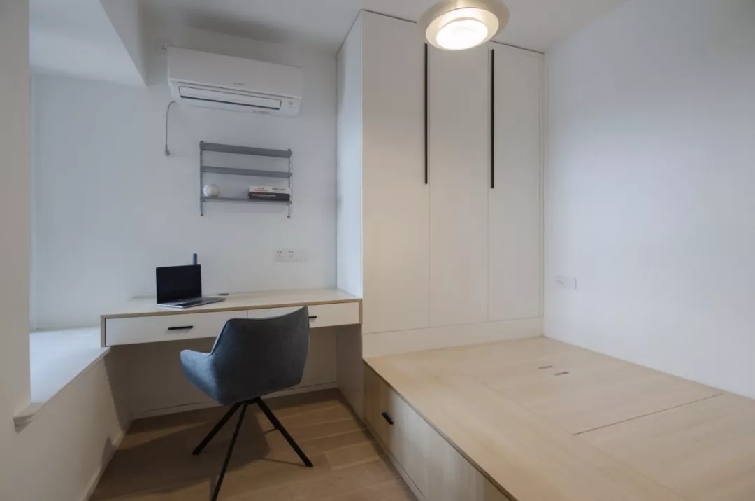 新港东财经大学教师楼