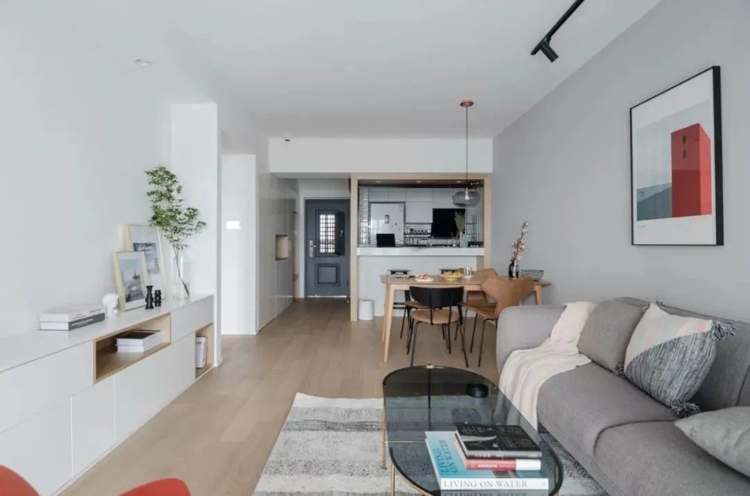 新港东财经大学教师楼