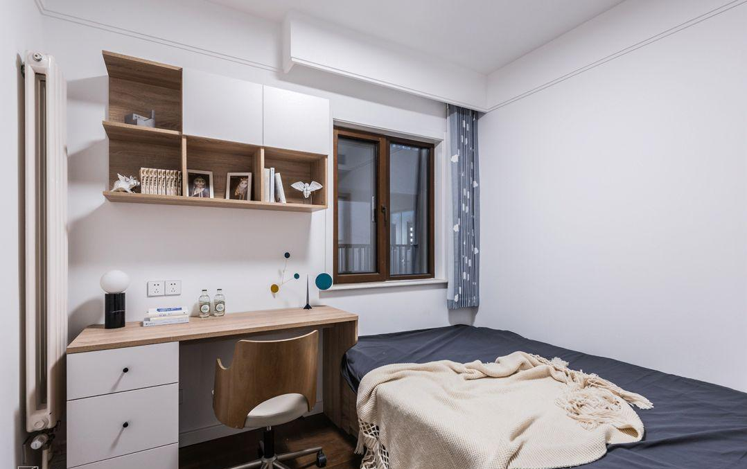 64㎡小户型全屋减压法，做减法＋大胆用色，拼色墙富有活力~