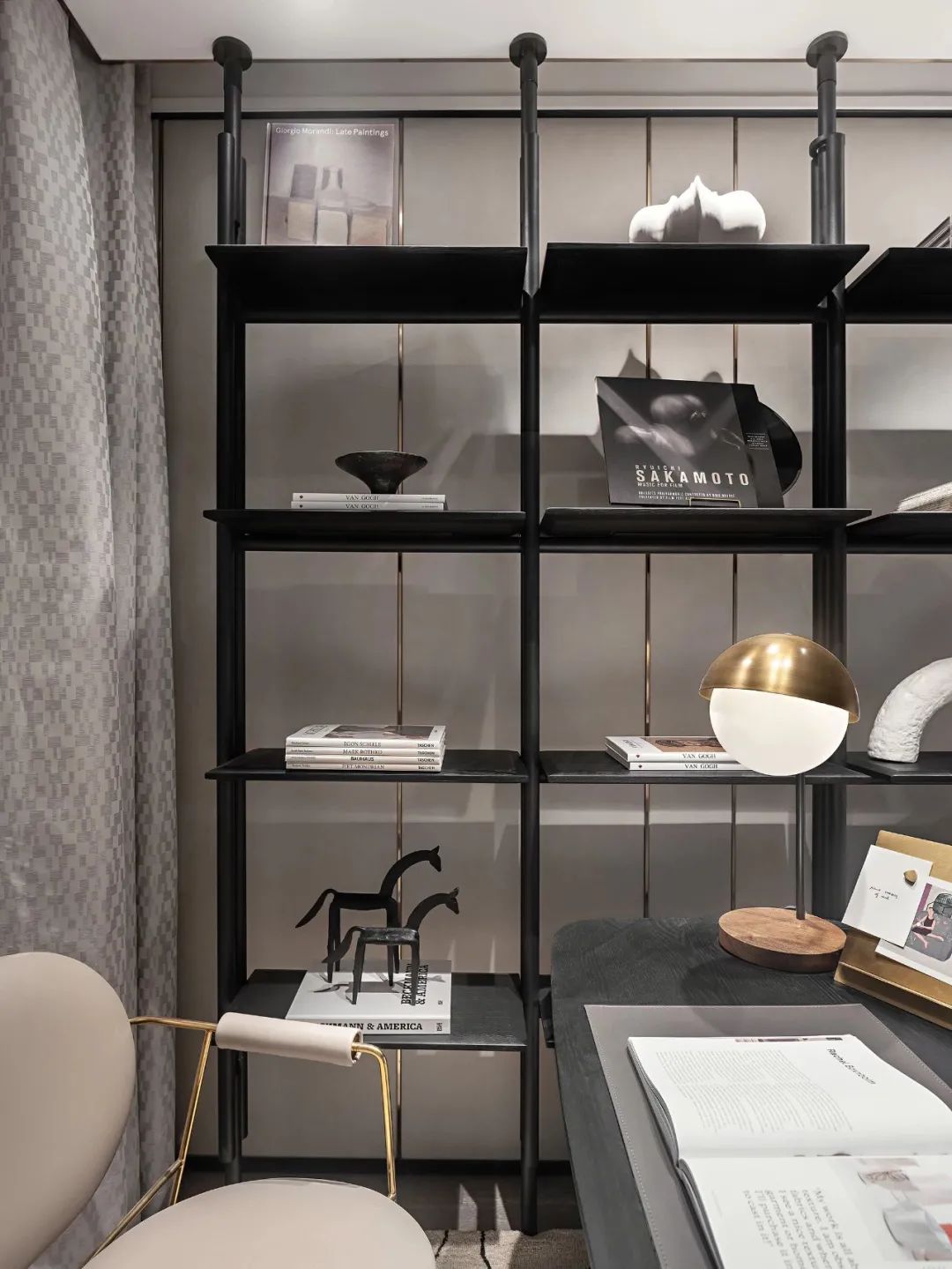 70㎡现代轻奢，时尚华丽的设计，低调温馨好高级