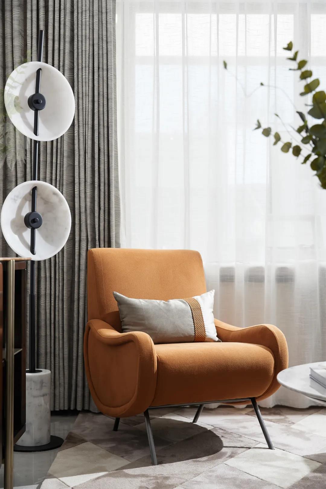 115㎡现代轻奢，高级灰里的一抹橙，华丽高级很漂亮