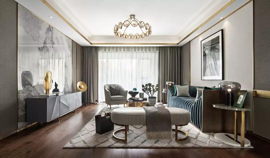 精致带点小奢侈，平凡生活的最好姿态